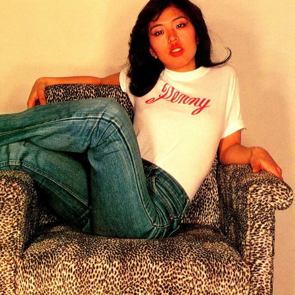 Hitomi Tohyama promo photo.